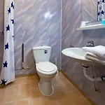 Gorgeous Apartment In Offersoy *
